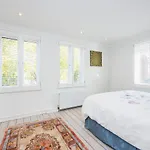 Londonese House In Chelsea